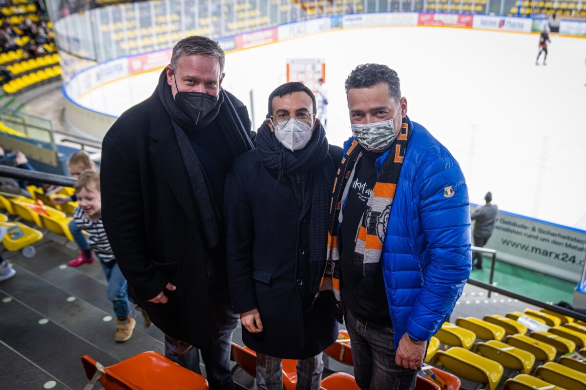 22_10_FT_DF_Titelstoty_Löwen