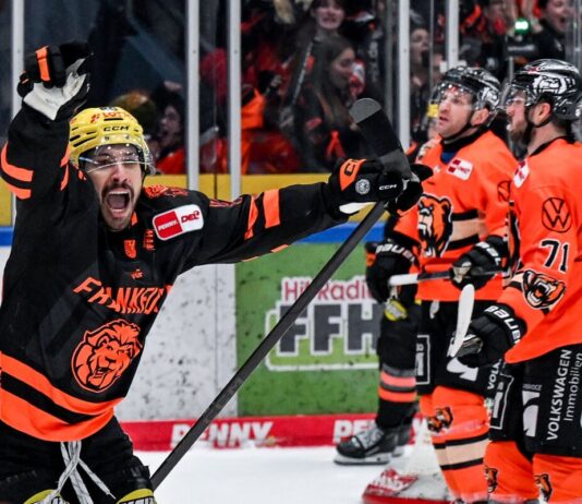 Mit über 850 Löwen-Fans nach München